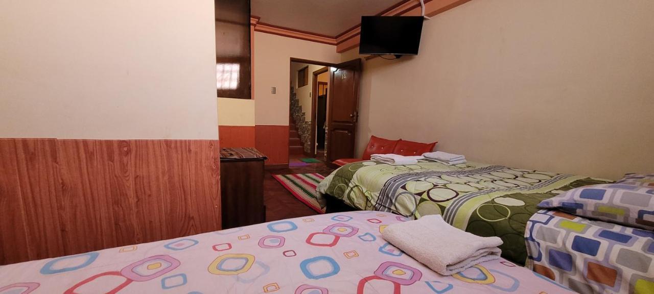 코파카바나 Hostal Sol Y Luna B&B 외부 사진