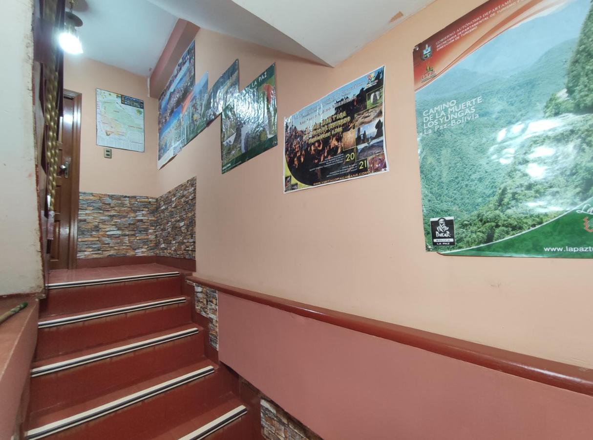코파카바나 Hostal Sol Y Luna B&B 외부 사진