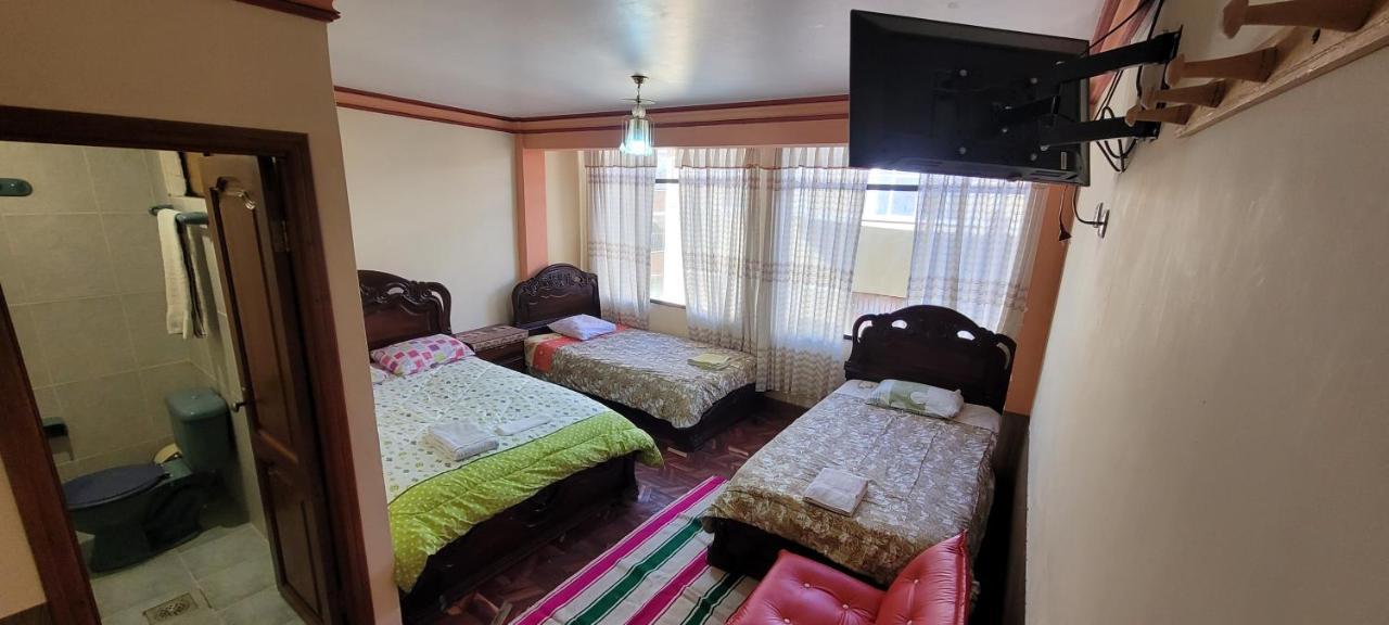 코파카바나 Hostal Sol Y Luna B&B 외부 사진