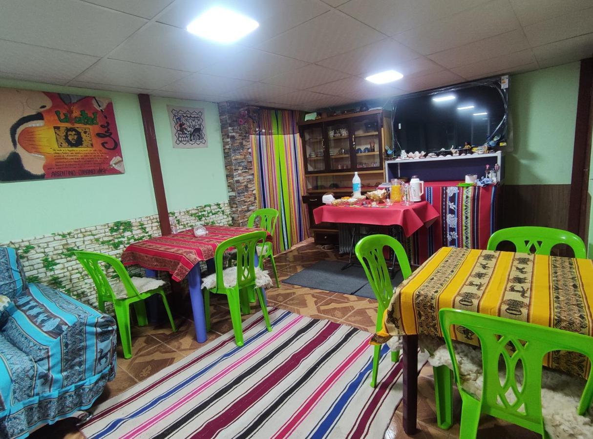 코파카바나 Hostal Sol Y Luna B&B 외부 사진